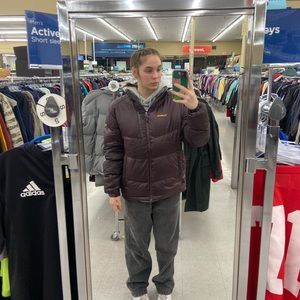 Meet your Posher, Adrianna